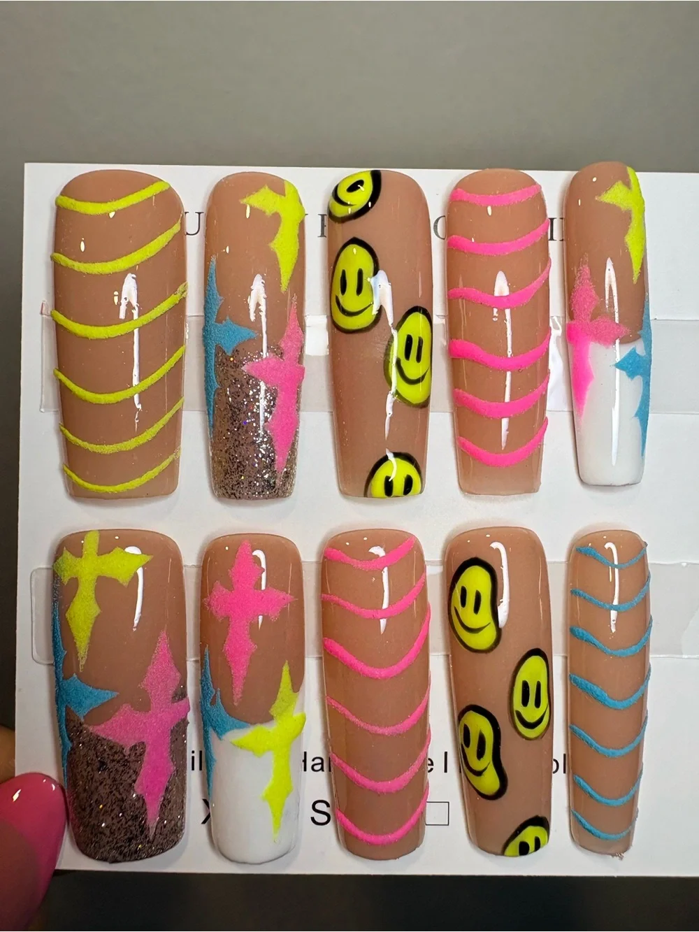 Neon Smiley & Star Press-On Nails - Nude Base